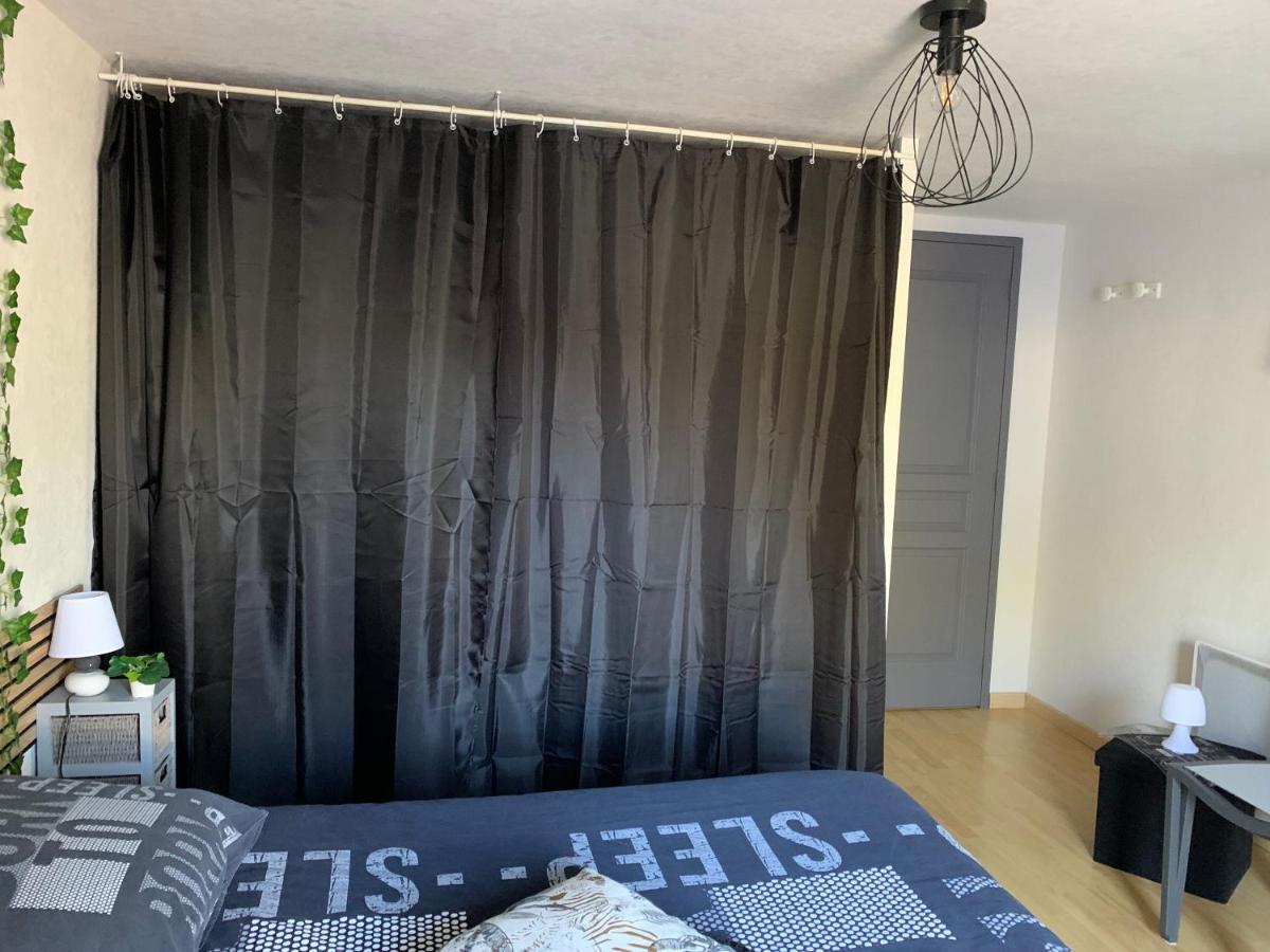 Une Agreable Chambre Independante Rilhac-Rancon Exterior photo